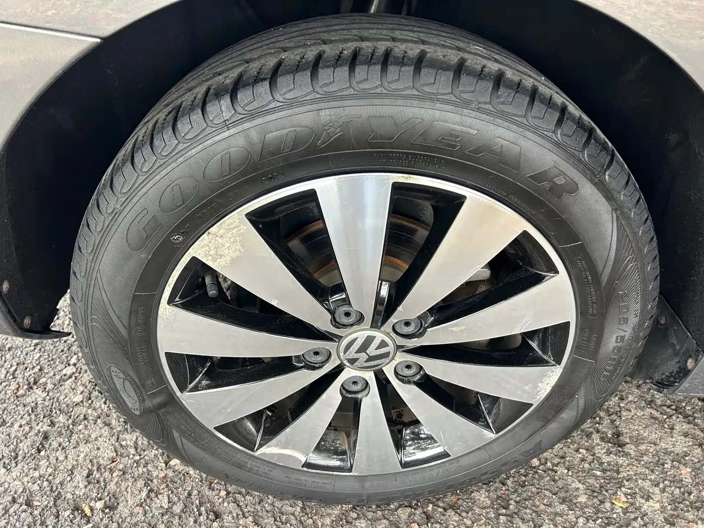 Volkswagen Sagitar 2015 230TSI Automatic Luxury фото 11