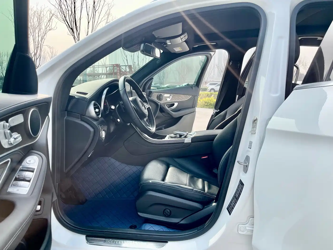 Mercedes-Benz GLC 2018 GLC 300 4MATIC Dynamic фото 8