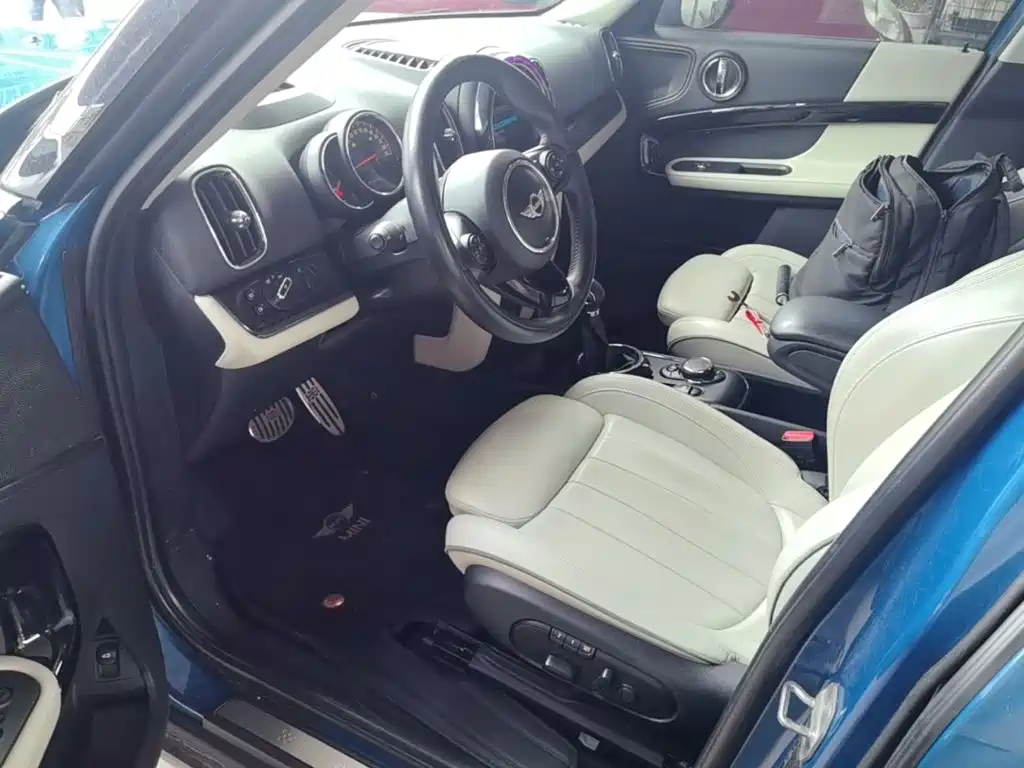 Фото 15 - MINI COUNTRYMAN