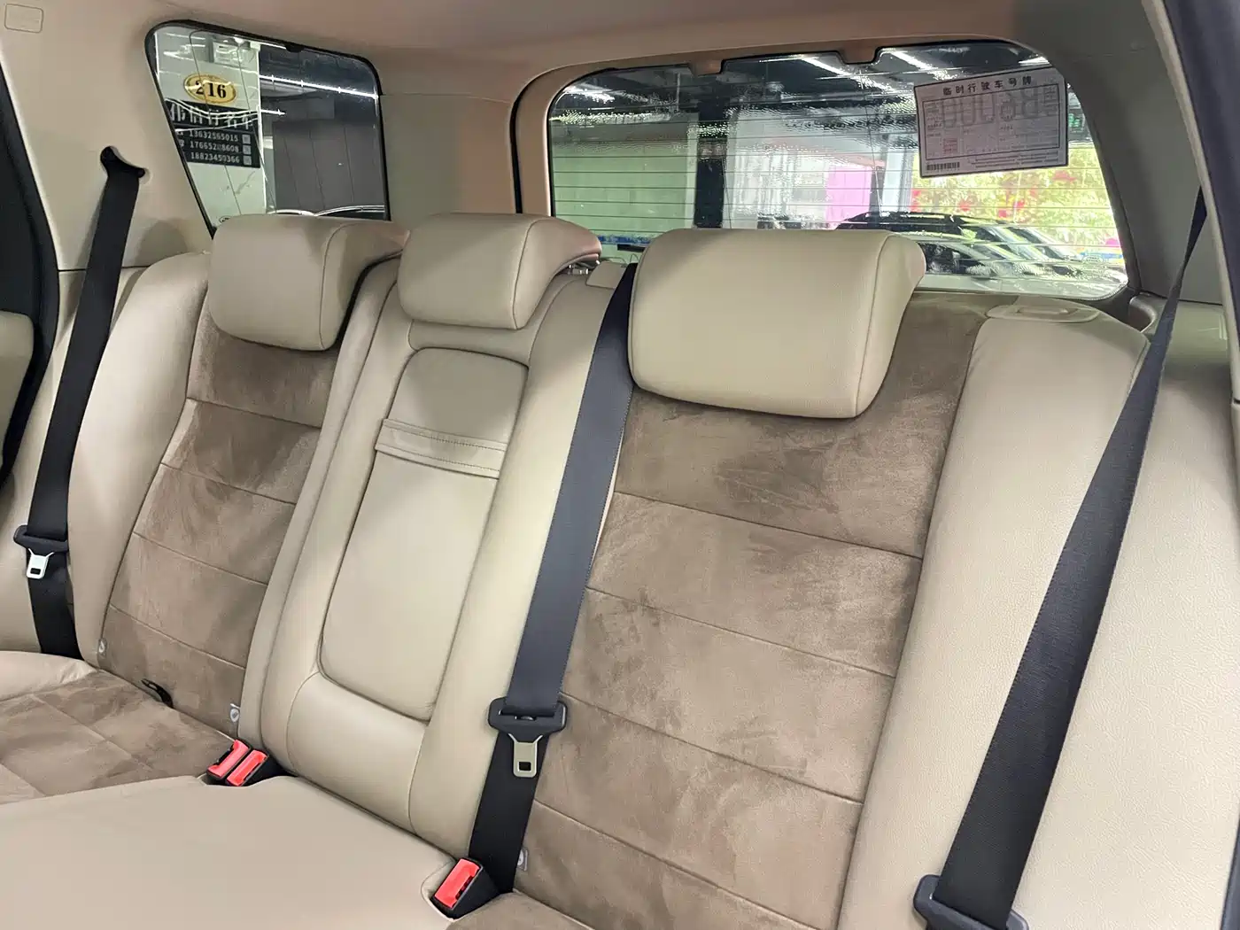 Land Rover Freelander 2 2011 3.2L China Red Limited Edition фото 41
