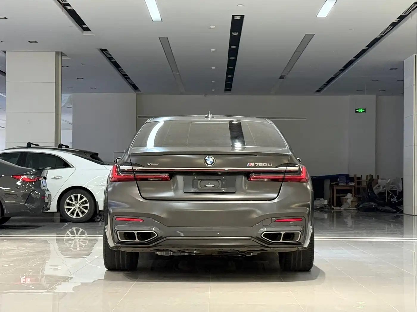 Photo 15 - BMW 7 Series