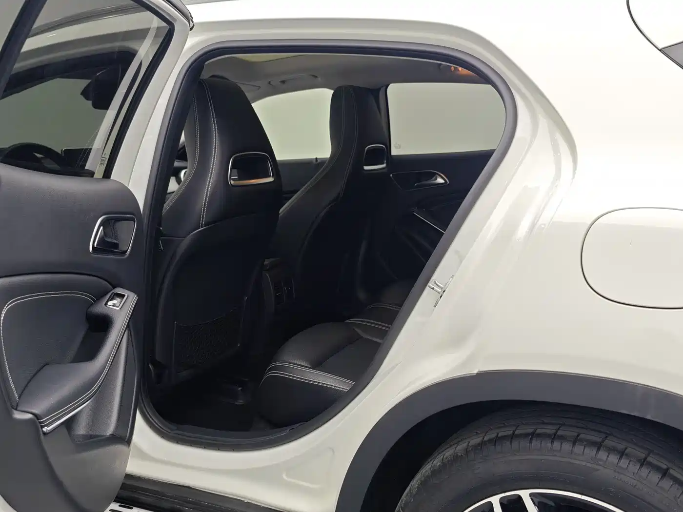 Mercedes-Benz GLA 2016 GLA 200 Fashion фото 3