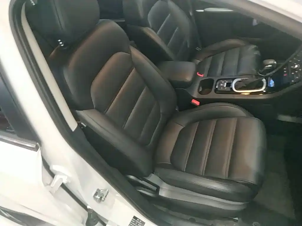 MG Roewe RX5 2016 2015 1.5TGI TST Luxury Edition