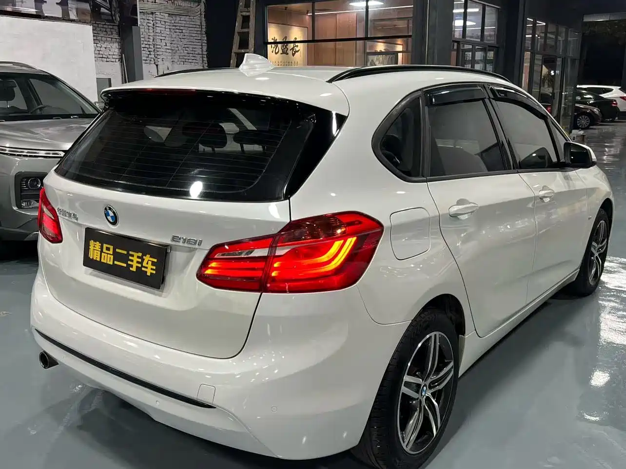 BMW 2 Series Touring 2016 2016 218i Sport Design Package