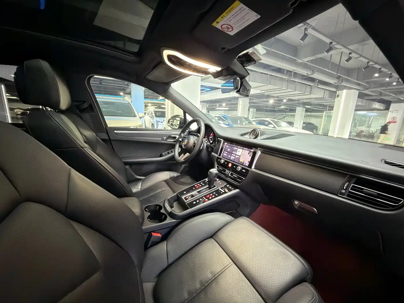 Porsche Macan 2022 Macan 2.0T фото 11