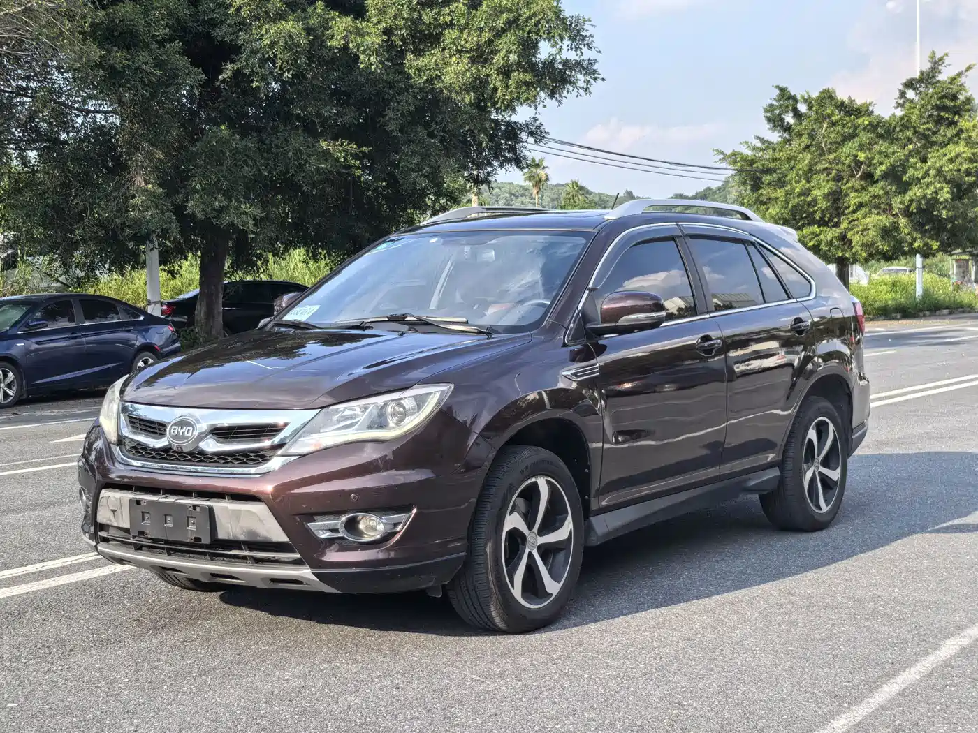 BYD S7 2016 2016 2.0T Automatic Premium Model