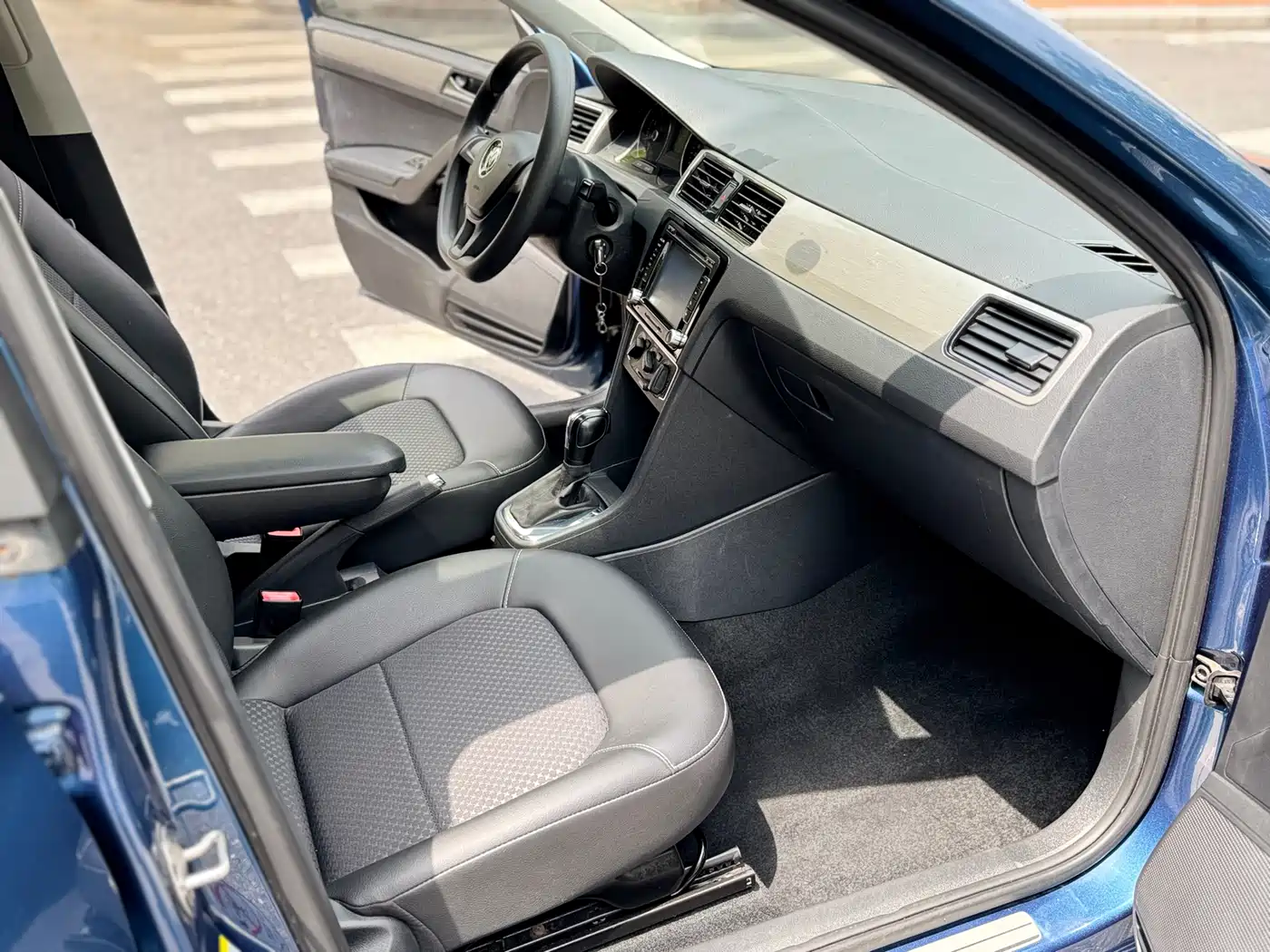 Volkswagen Santana 2015 Gran Santana 1.6L Automatic Comfort фото 10