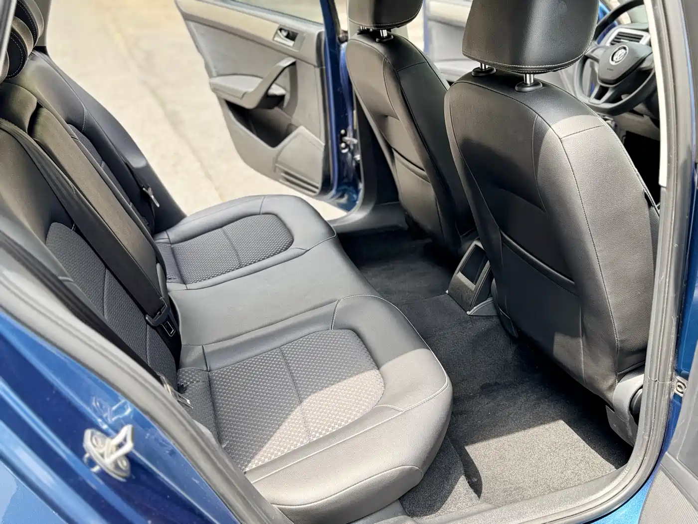 Volkswagen Santana 2015 Gran Santana 1.6L Automatic Comfort фото 11