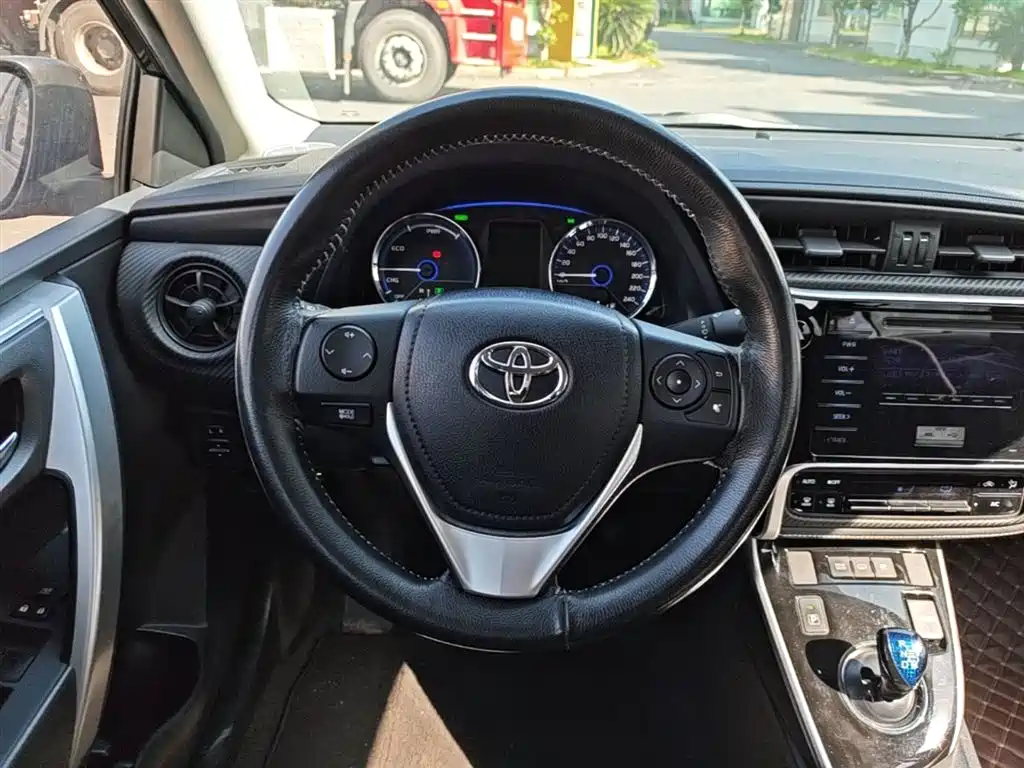 Toyota Levin Twin Engine E+ 2019 1.8PH GS E-CVT Elite Edition фото 7