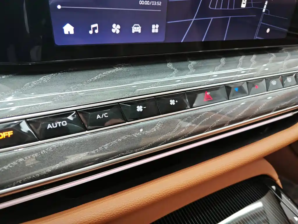 Hongqi H9, миниатюра 26