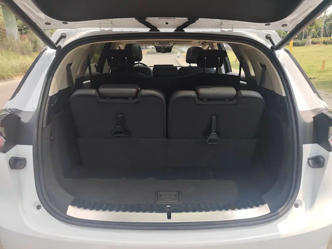 BYD Tang New Energy 2018 DM 2.0T AWD Smart Connection Enjoy Edition 7-Seater China V фото 22