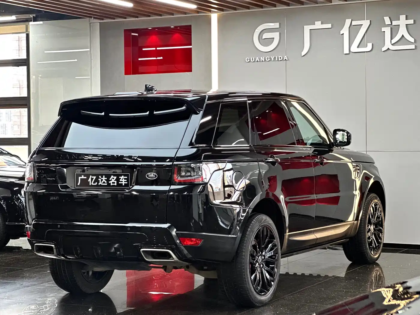 Land Rover Range Rover Sport 2019 3.0 SC V6 Special Edition фото 23