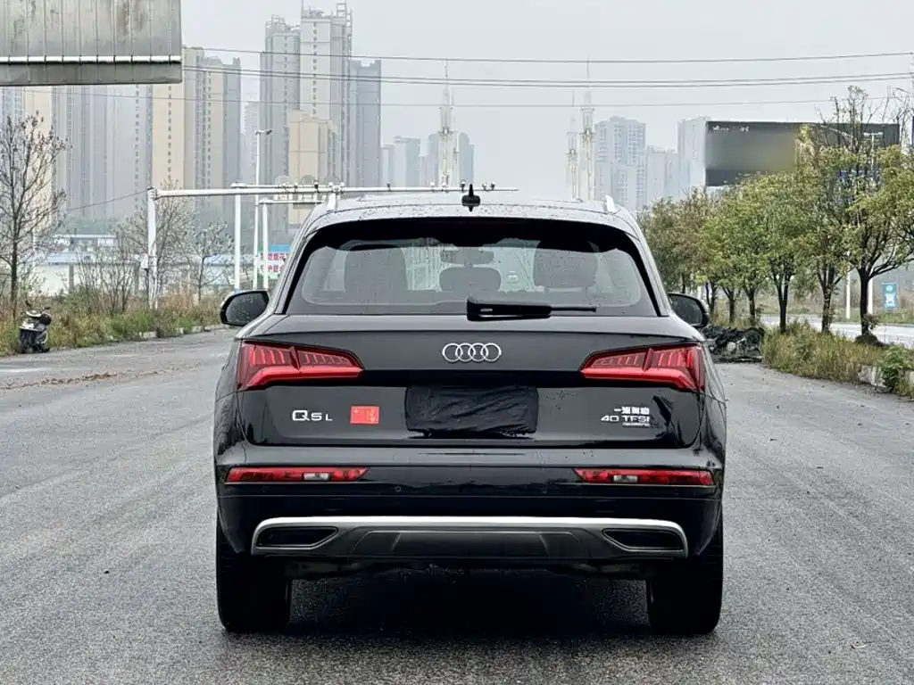 Audi Q5L 2019 2018 40 TFSI Prestige Progressive (China V)