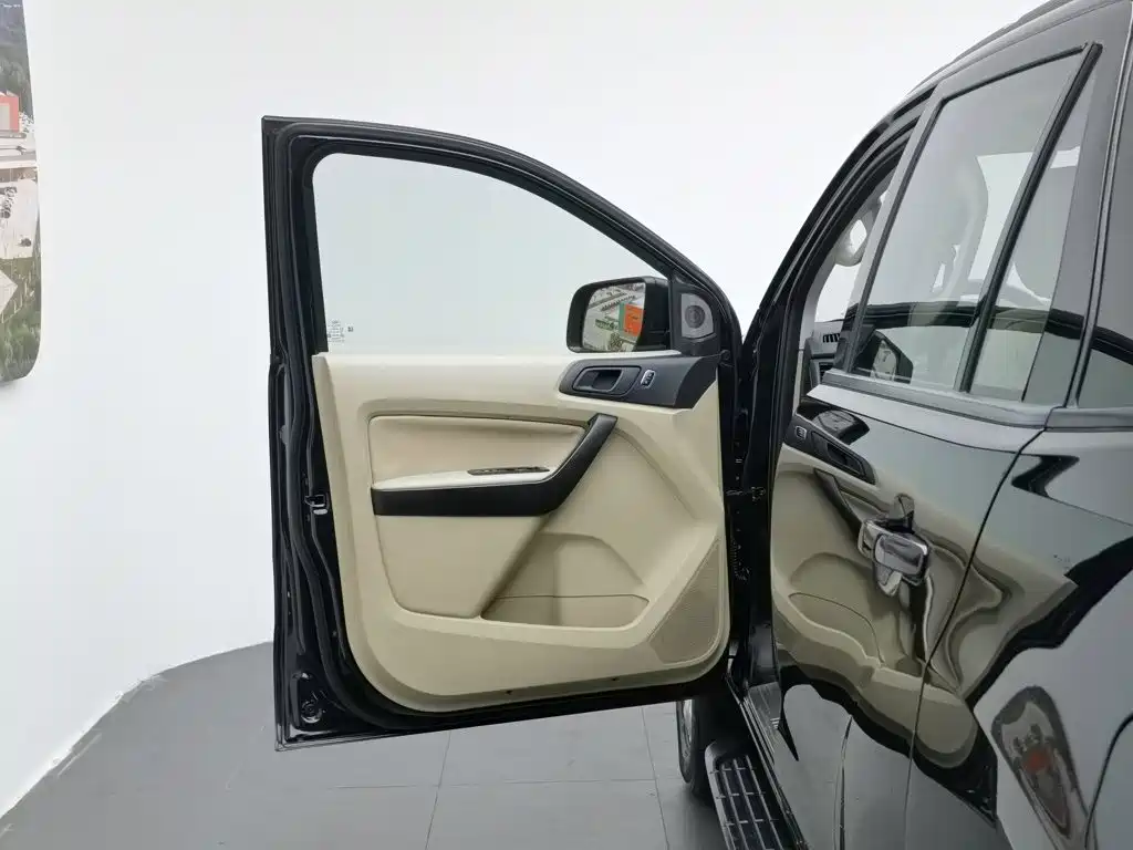 Ford Everest 2016 2016 2.0T Gasoline Automatic 4WD Elite Edition