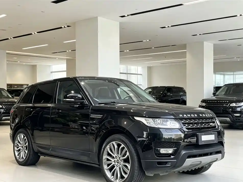 Land Rover Range Rover Sport 2017 3.0 SC V6 SE фото 3
