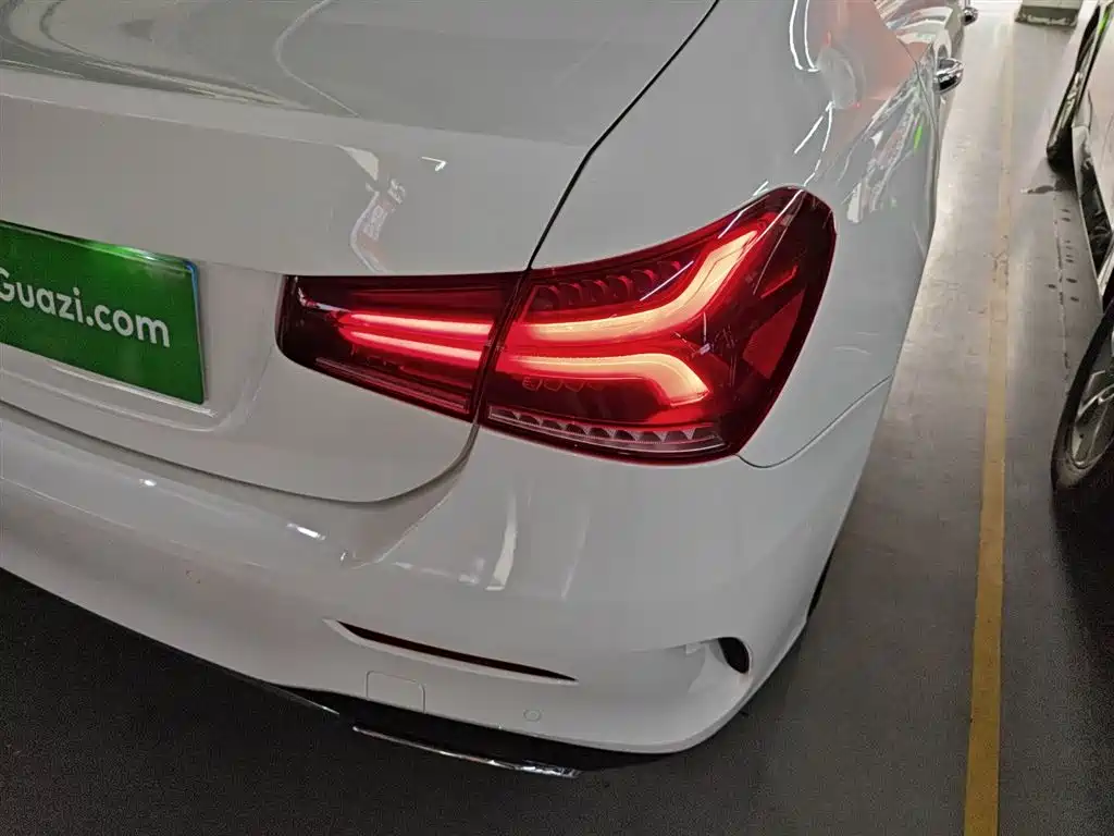 Mercedes-Benz A-Class 2022 Facelift A 200 L Sport Sedan Dynamic фото 8