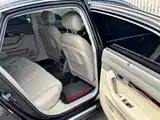 Фото 9 - Audi A6L