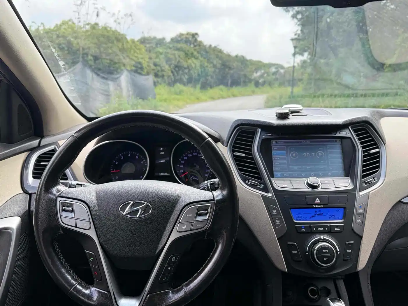 Hyundai Santa Fe 2013 Model 2.4L Automatic 2WD Smart фото 9