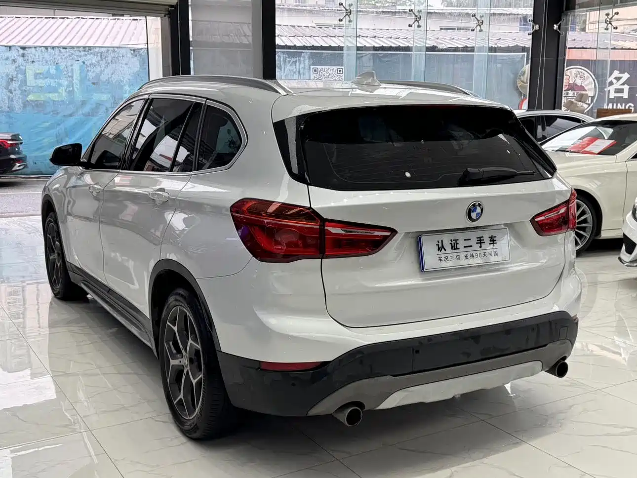 BMW X1 2019 xDrive20Li Premium Model фото 3