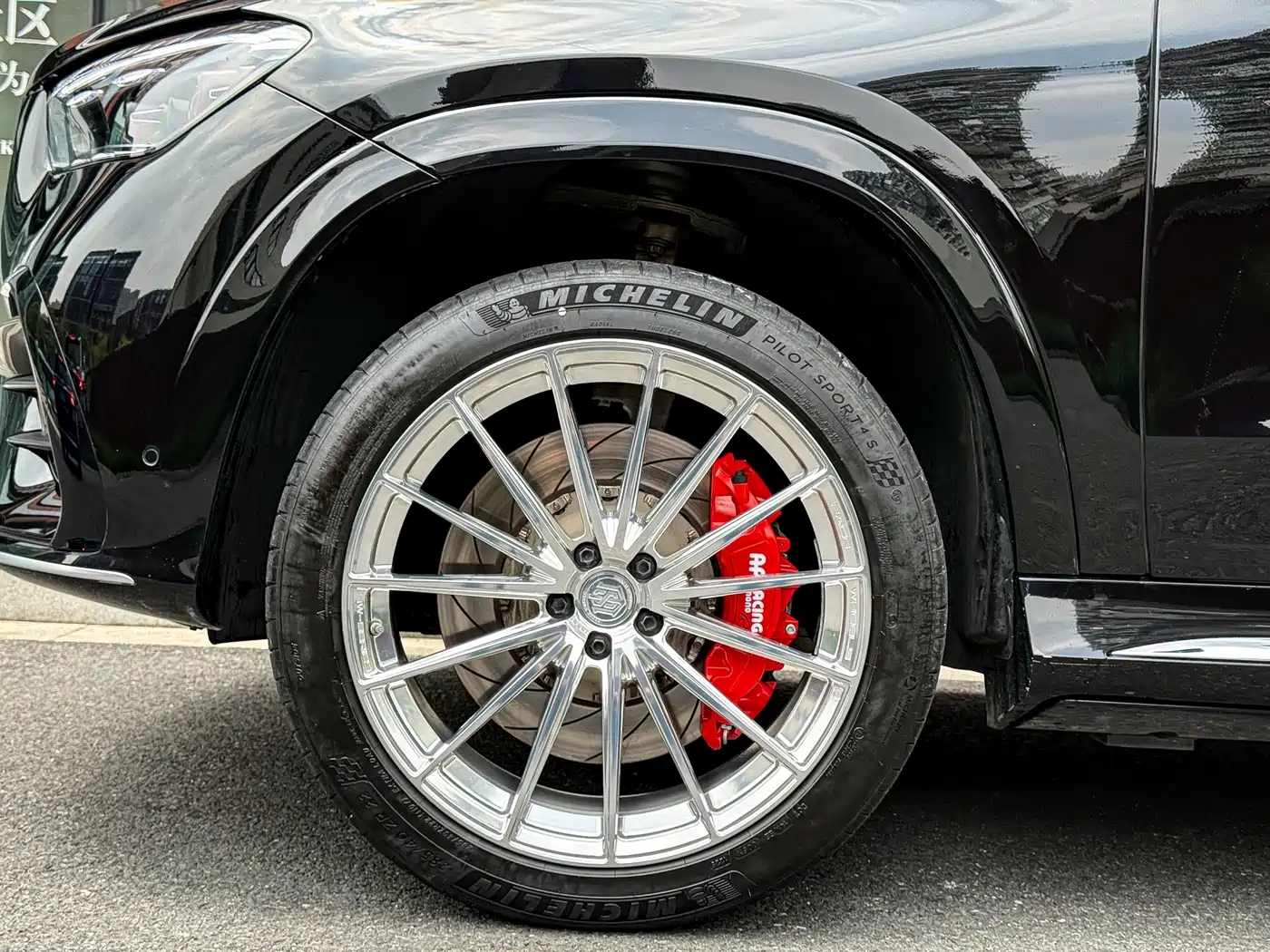 MERCEDES-BENZ GLE AMG