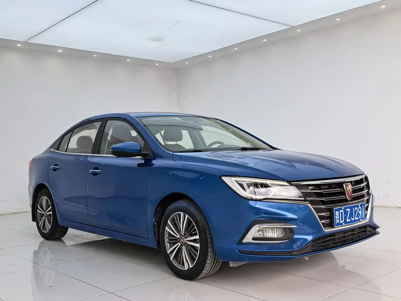 Photo 3 - Roewe i5