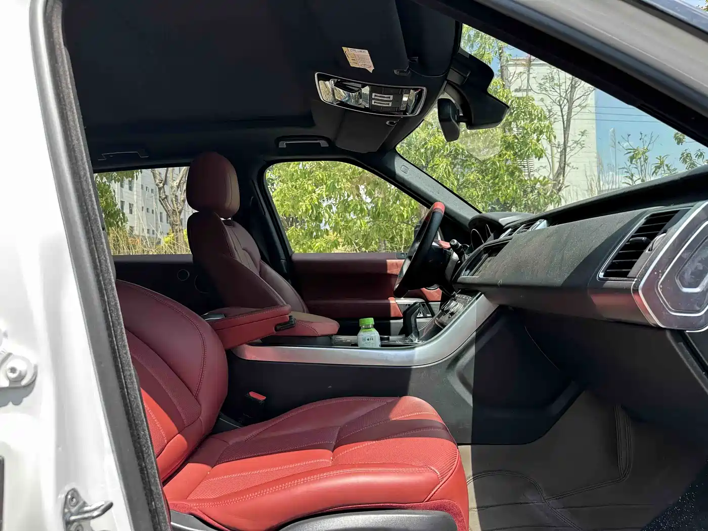 Land Rover Range Rover Sport 2015 3.0 SC V6 HSE фото 9
