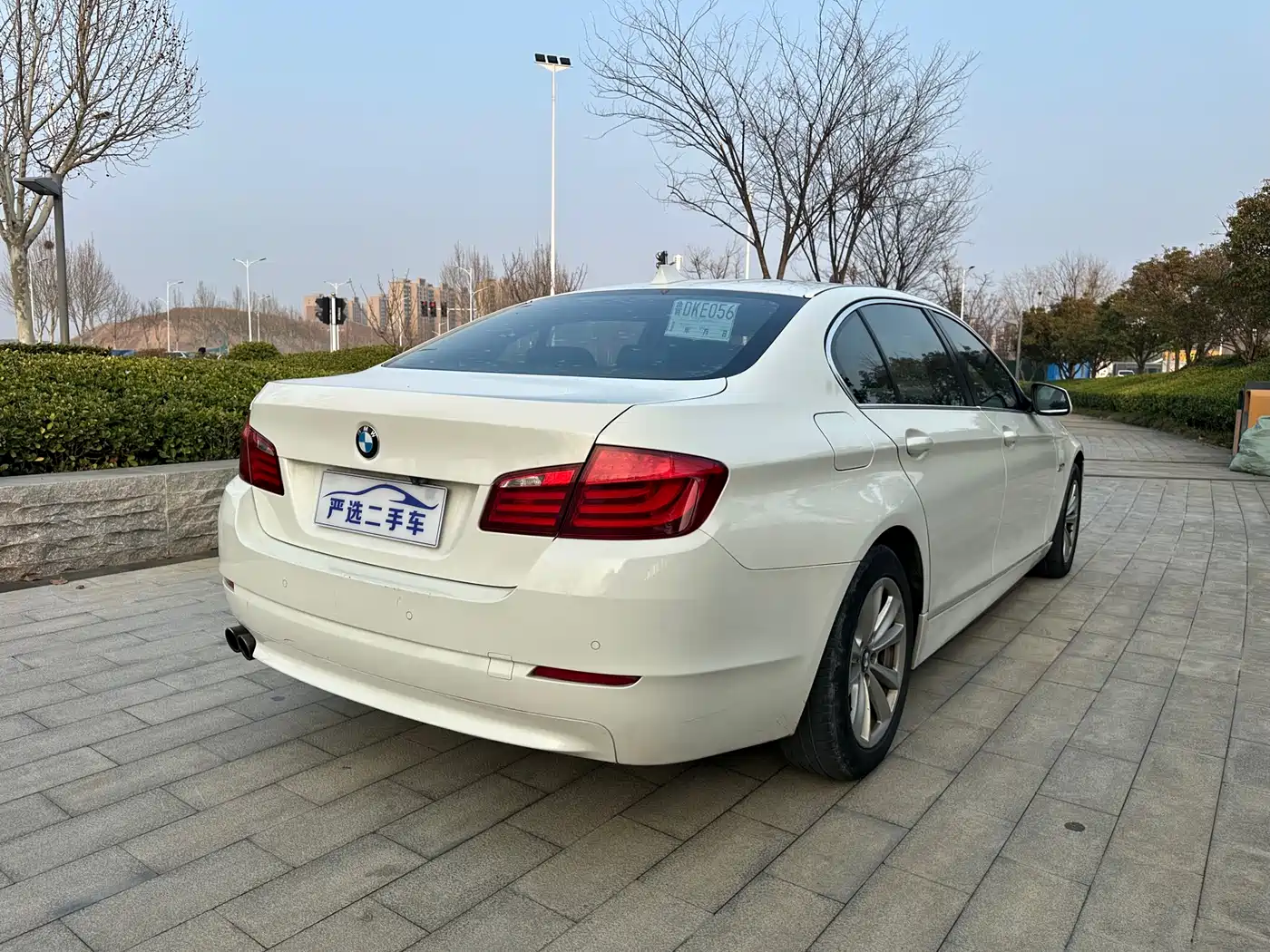 BMW 5 Series 2012 523Li Leadership фото 12