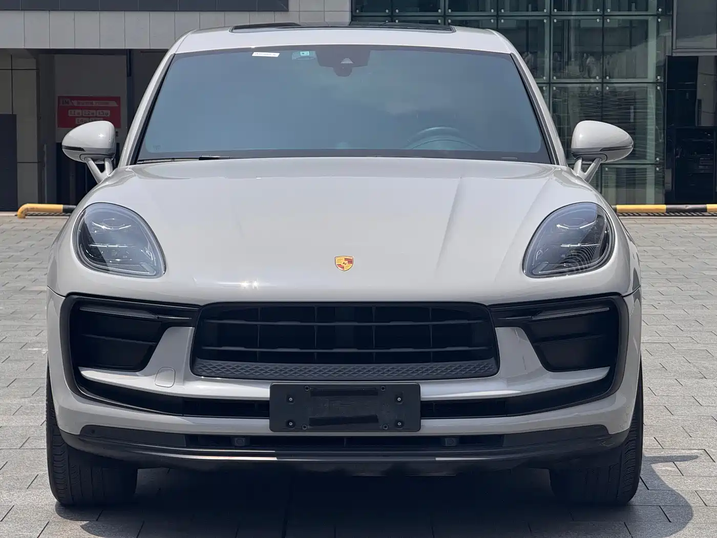 Porsche Macan 2023 Macan 2.0T фото 3