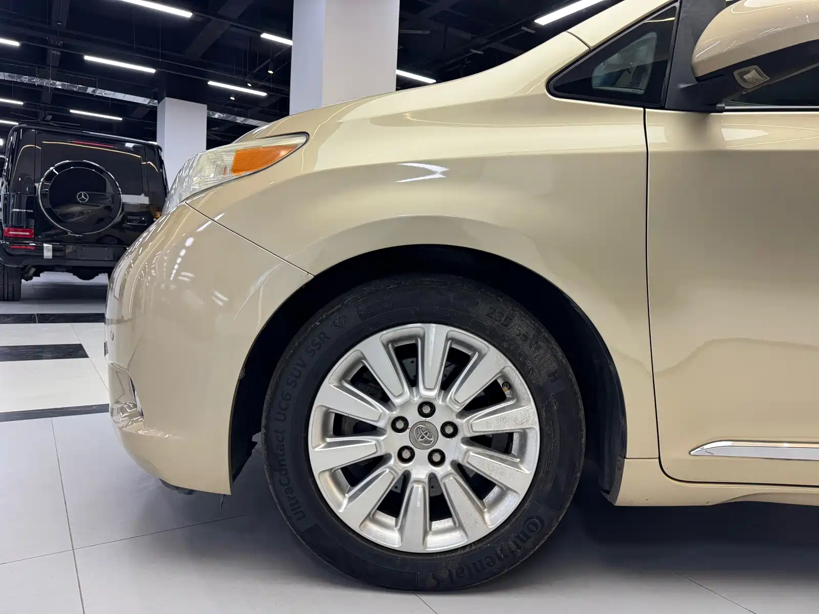 Фото 5 - Toyota Sienna