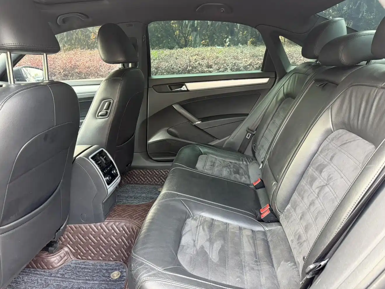 Volkswagen Passat 2011 2.0TSI DSG Ultimate фото 17
