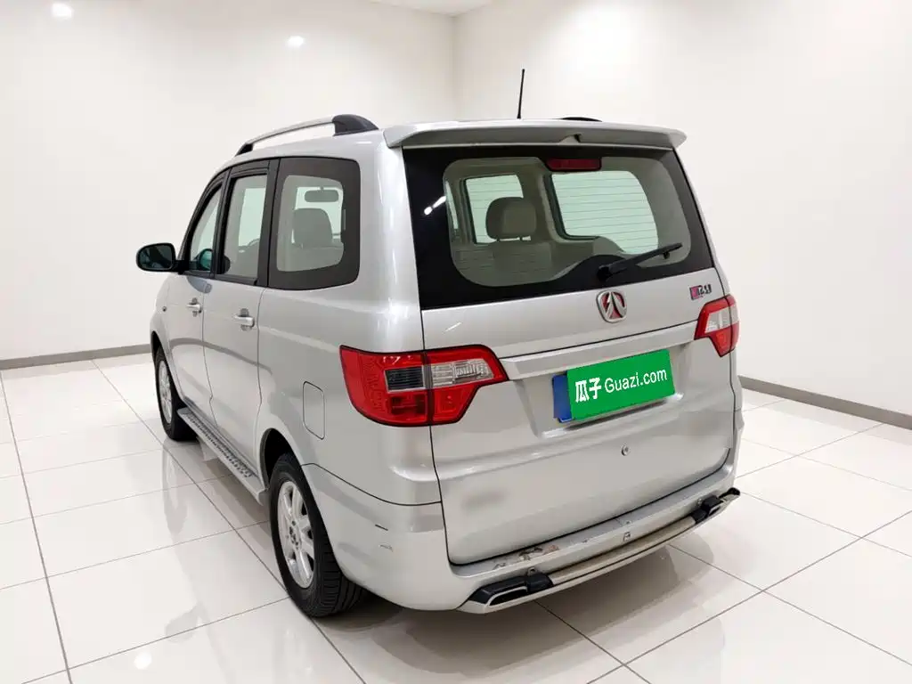 BAIC Weiwang M20 2015 2014 1.5L Comfort BJ415B
