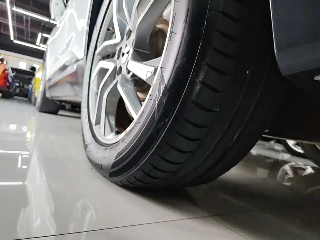 Photo 22 - NIO ES6