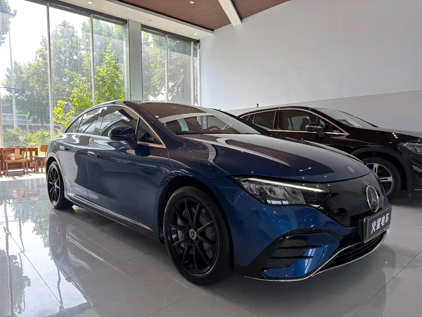 Фото 3 - Mercedes-Benz EQE