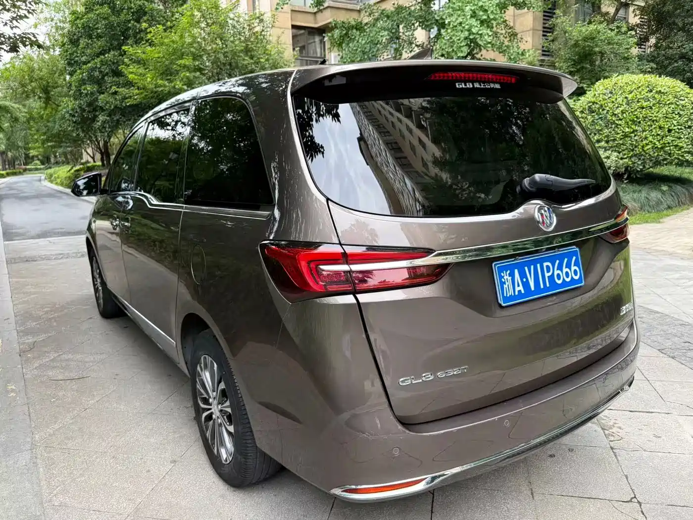 Buick GL8, миниатюра 4