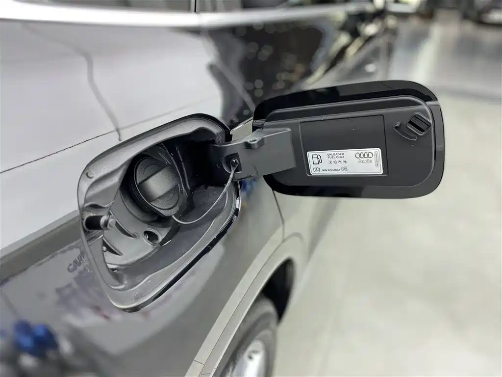 Audi Q5L 2022 40T Luxury Dynamic фото 28