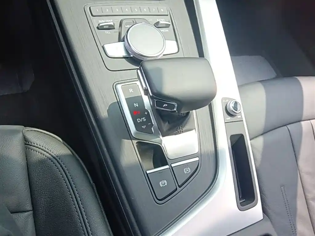 Audi A4L 2019 40 TFSI Fashion (China VI) фото 14