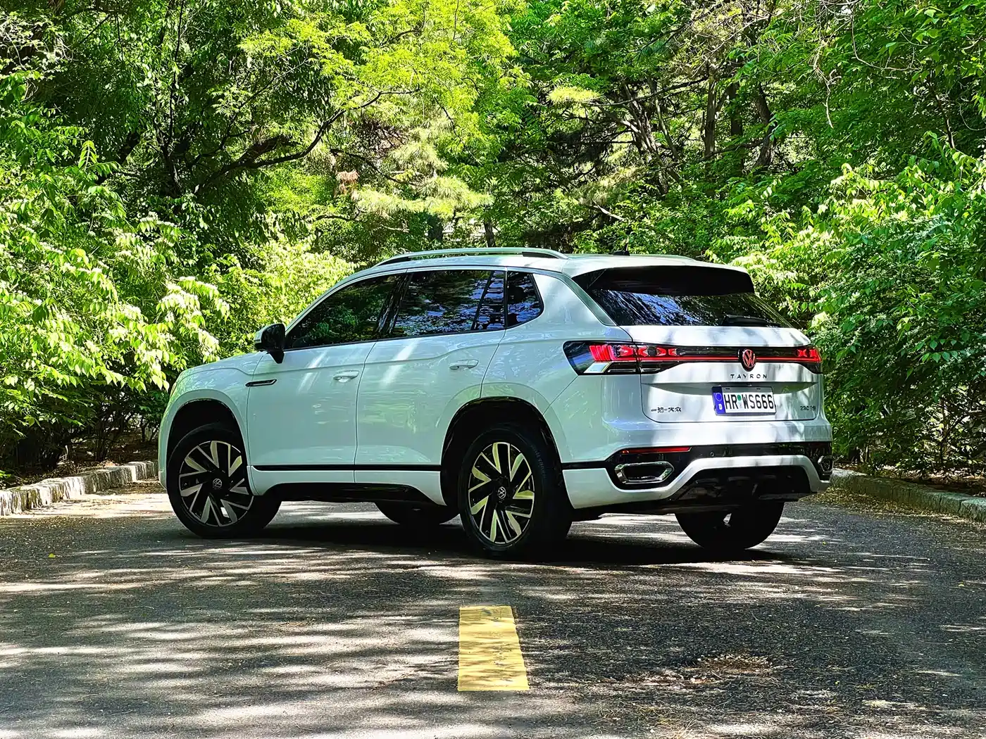 Volkswagen Tayron 2024 330TSI 2WD R-Line High Performance фото 6