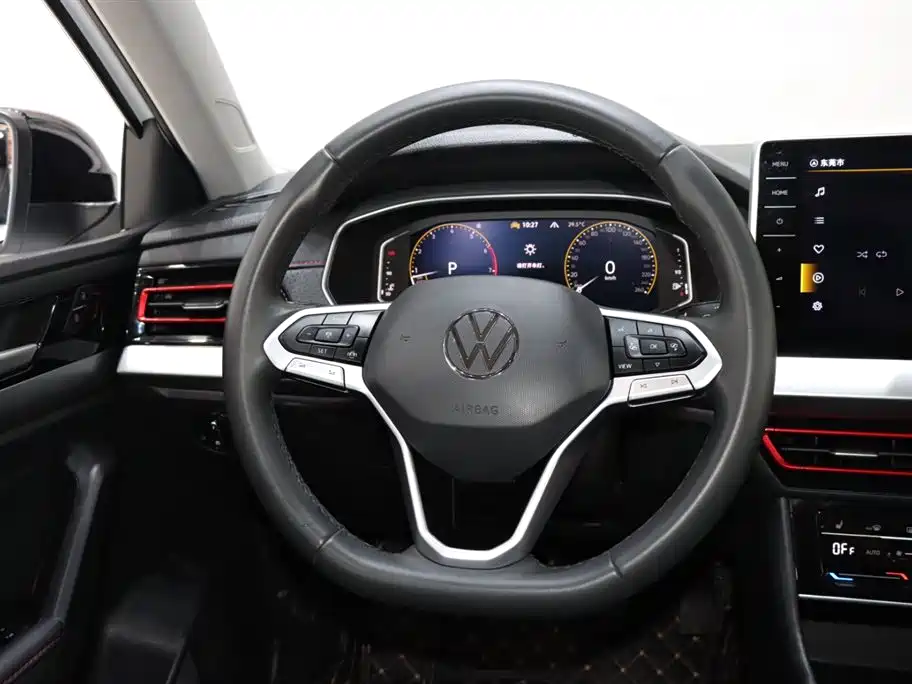 Volkswagen Lavida 2023 Model 300TSI DSG Starlight Leading Edition фото 12