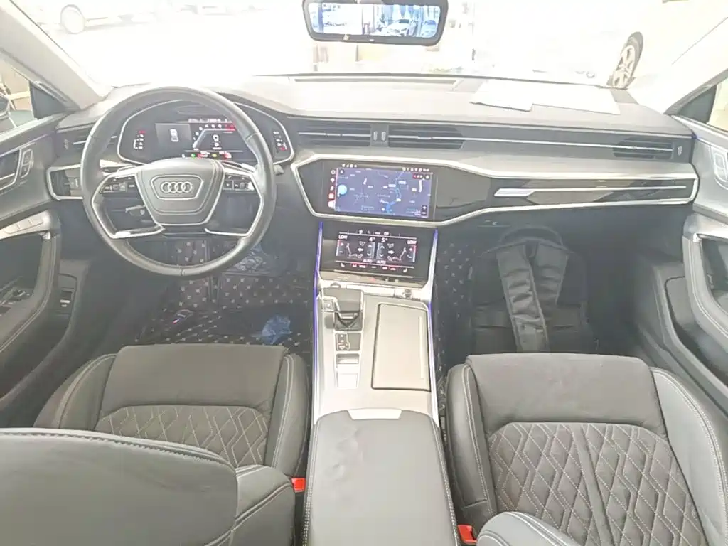 Audi A7L 2025 2024 45 TFSI quattro Premium Luxury
