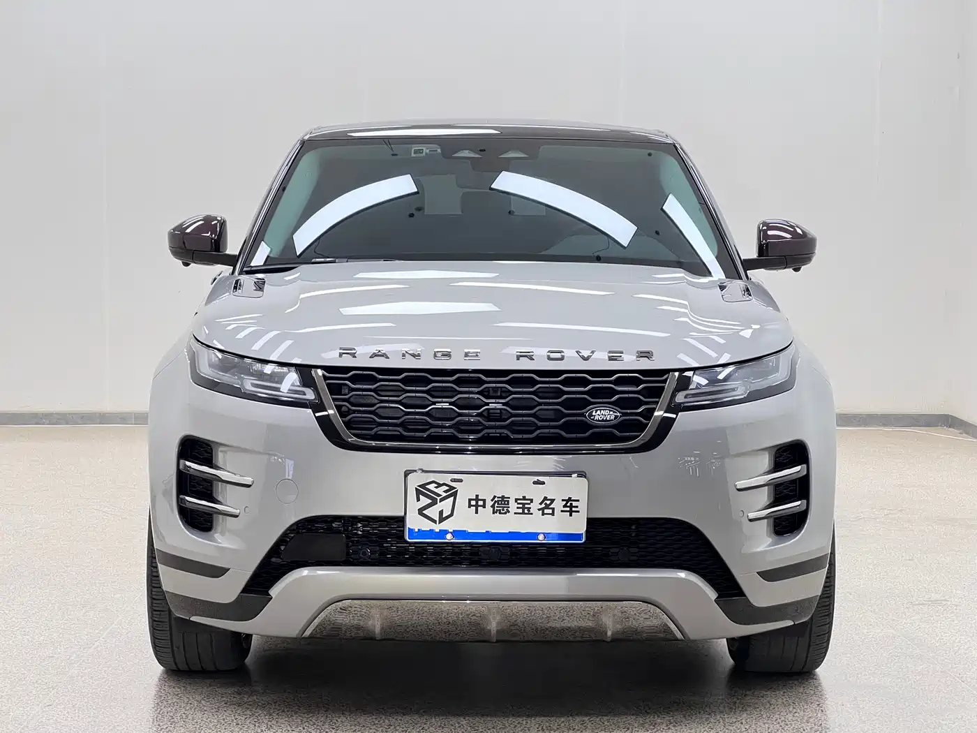 Land Rover Range Rover Evoque 2021 Range Rover Evoque L 249PS R-Dynamic First Edition Launch Edition фото 2
