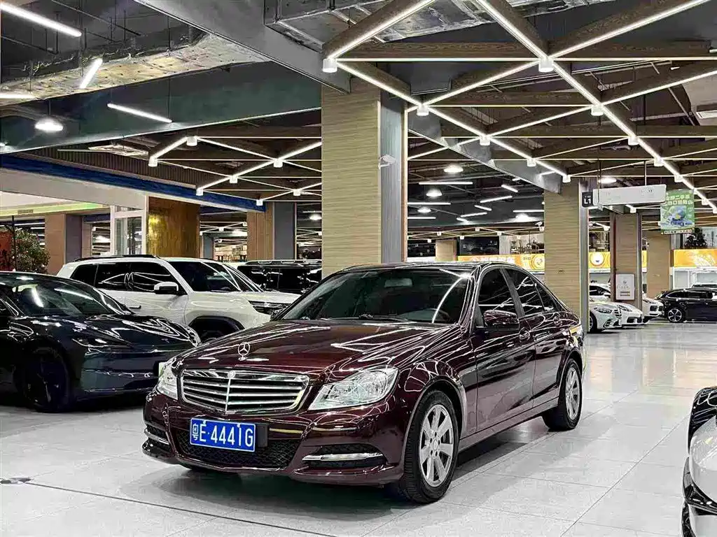 Mercedes-Benz C-Class 2013 2013 Model C 180 CGI Classic