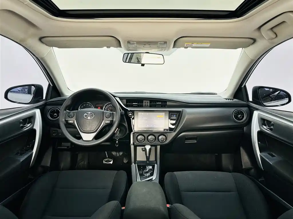 Toyota Corolla 2017 Facelift 1.2T S-CVT GL-i фото 15