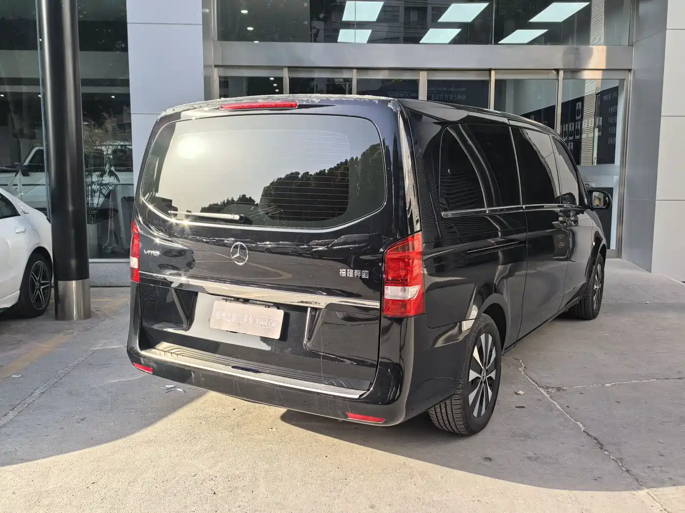 Mercedes-Benz Vito 2021 2.0T Elite 7-Seater фото 5