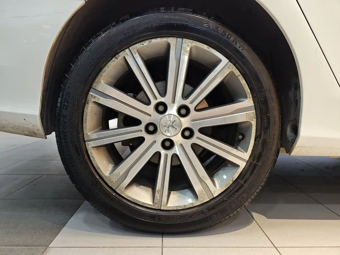 Peugeot 408 2016 1.6T Automatic Luxury Edition фото 29
