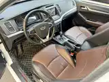 Фото 9 - Geely Vision