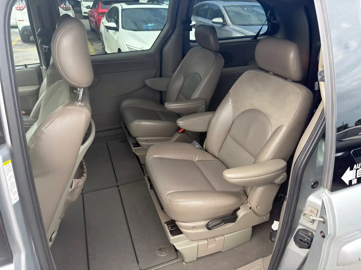 Dodge Grand Voyager 2012 2007 3.0L Luxury Edition