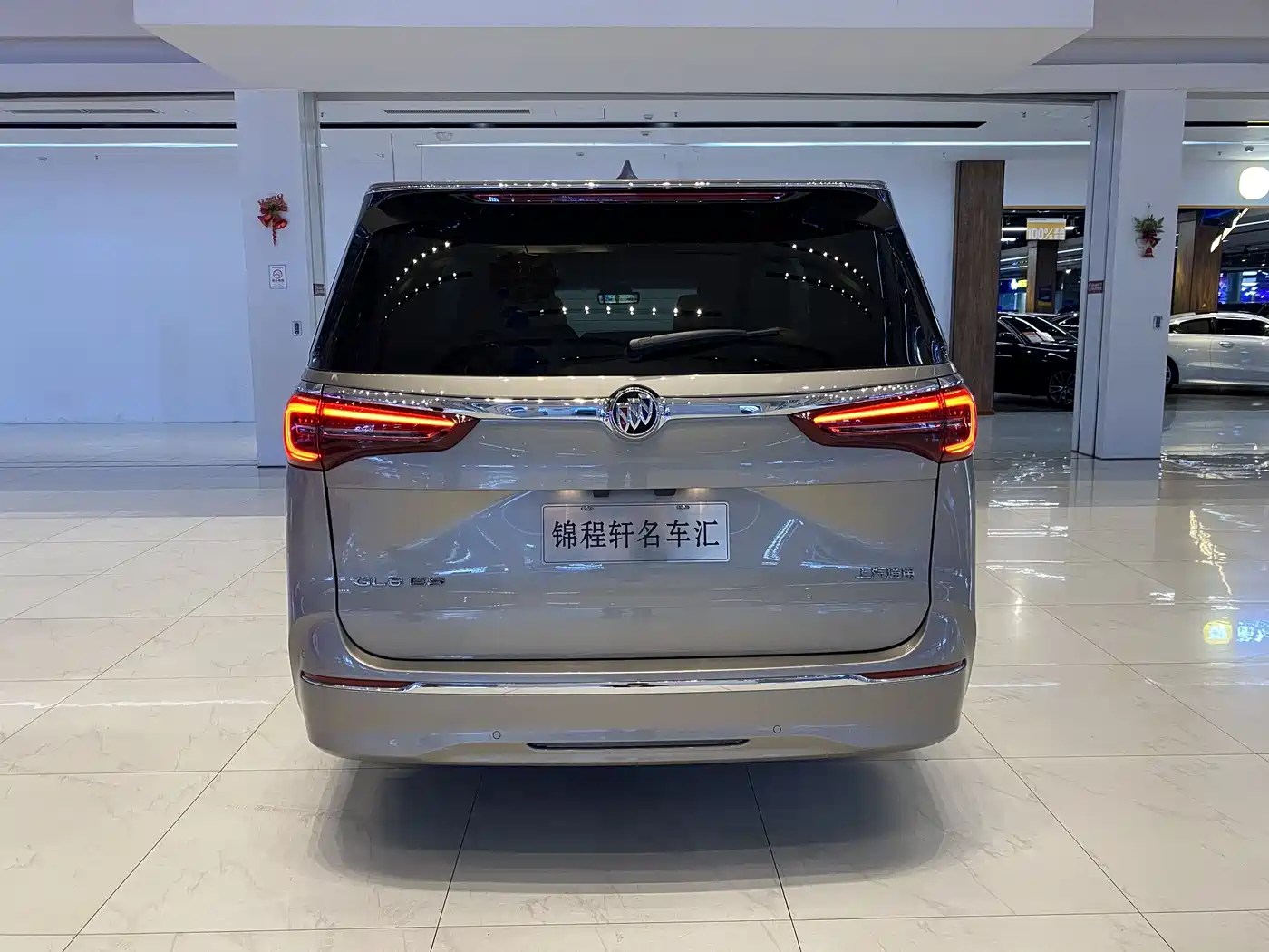 Buick GL8 2023 ES Landmaster Luxury фото 6