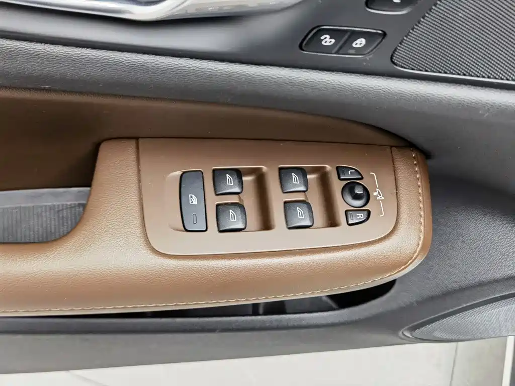 Volvo S60 2024 2024 B4 Inscription Luxury Edition