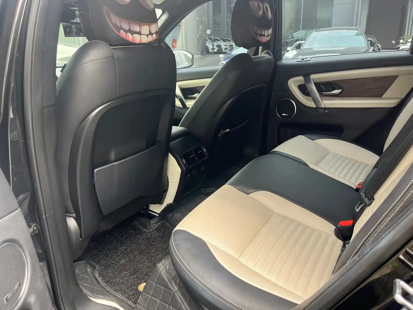 Land Rover Discovery Sport 2020 249PS R-Dynamic Performance фото 5