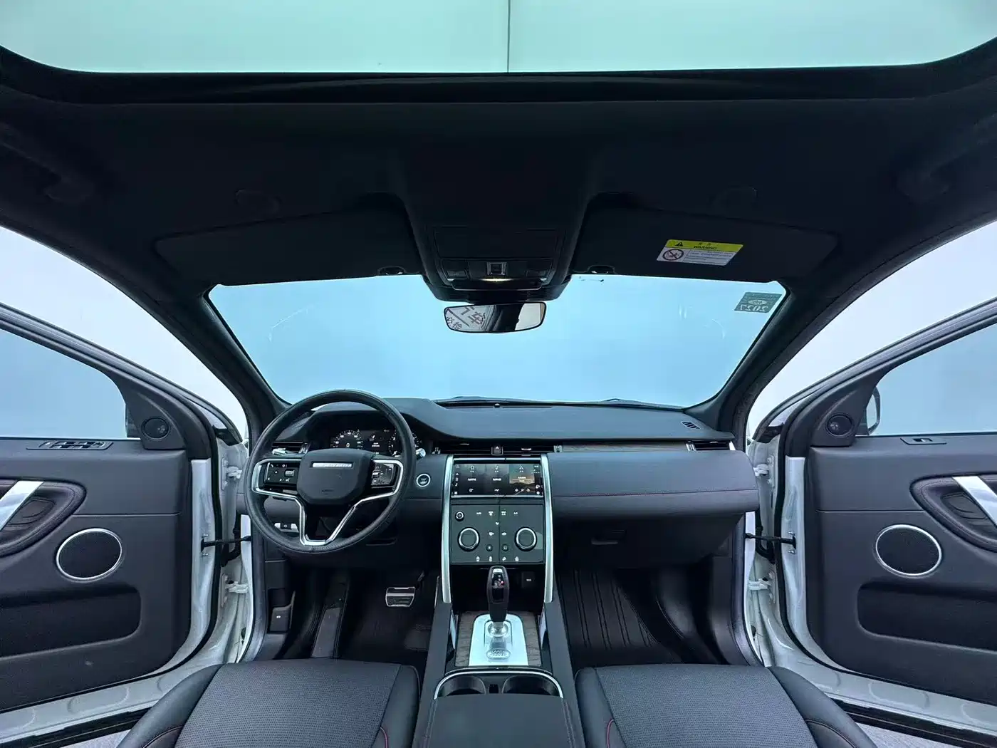 Land Rover Discovery Sport 2022 Model Facelift 249PS R-Dynamic S Performance Edition 5-seater фото 8